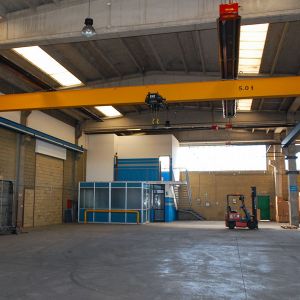 w(gu)\ؙC hull component handing crane